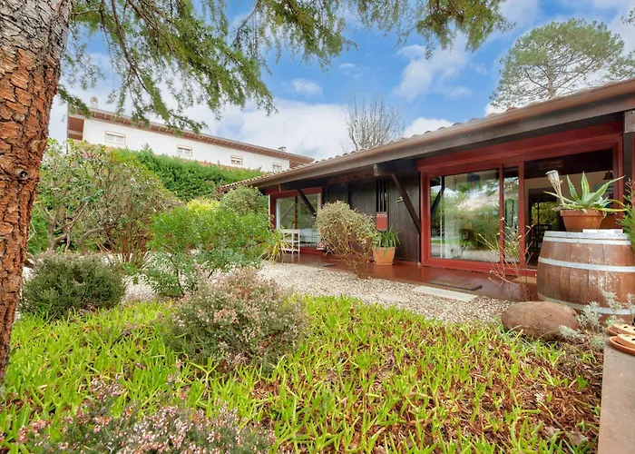 Maison Pour 8 Avec Jardin Et Terrasse- Calme